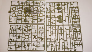 ZVEZDA (1/35) Soviet Anti-Tank 76-mm Gun ZiS-3 with Crew