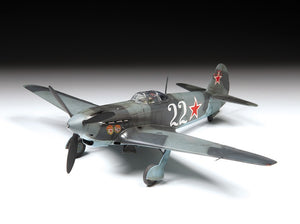 ZVEZDA (1/48) Soviet Fighter Yak-9D