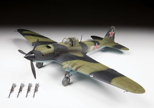 ZVEZDA (1/48) IL-2 Shturmovik Soviet Attack Aircraft