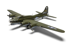 Foto lateral izquierda de la maqueta del bombardero en versión norteamericana B-17G en escala 1:72 de Airfix referencia A08018A