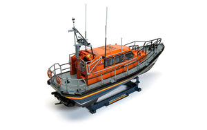 Vista lateral izquierda de la maqueta de la lancha de salvamento RNLI Shannon en escala 1:72 de Airfix referencia A55015