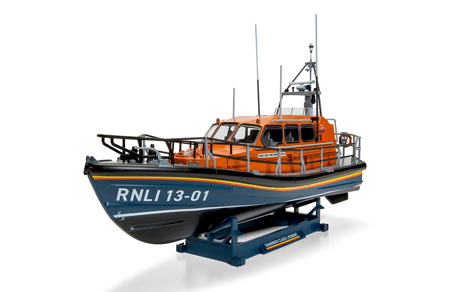 Vista frontal de la maqueta de la lancha de salvamento RNLI Shannon en escala 1:72 de Airfix referencia A55015