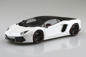 AOSHIMA (1/24) '14 Lamborghini Aventador Pirelli Edition