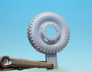 DEF MODEL (1/35) Set di ruote Maultier per L4500 R tedesco (per kit Zvezda)