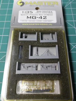 MASTER MG-42 - German Machine Gun (7.92mm) - complete gun incl. brass, resin and PE parts (1pc)