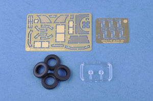 HOBBYBOSS (1/35) Tedesco Le.Pz.Sp.Wg.Sd.Kfz. 221) Leichter Panzerspähwagen (inizio)