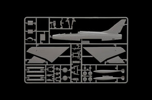 ITALERI (1/72) F-100F Super Saber