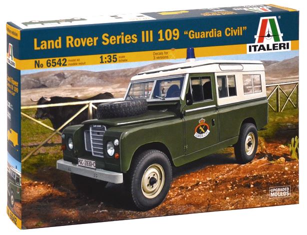 ITALERI (1/35) Land Rover Series III 109 "Guardia Civil"