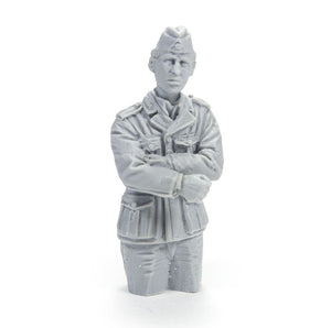 ALPINE (1/35) British Armored Crew SET (2 FIGS & PUPPY)