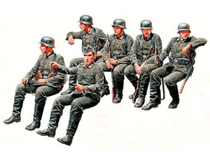 MASTER BOX (1/35) German Infantry "Off to the front" Vehicle riders