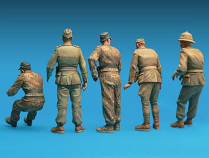 MINIART (1/35) German Armored Car Crew