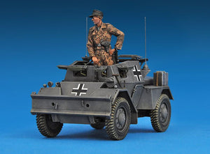 MINIART (1/35) DINGO Mk.II Scout Car w/Crew