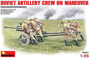 MINIART (1/35) Soviet Artillery Crew on Maneuver