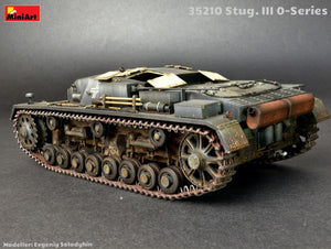 MINIART (1/35) Stug III 0-Serie