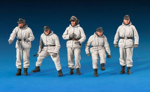 MINIART (1/35) German tank crew winter uniforms