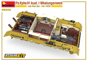MINIART (1/35) Pz.Kpfw.IV Ausf. J Nibelungenwerk Late Prod. (Jan – Feb 1945) w/interior