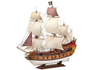 REVELL (1/72) Pirate Ship