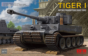 RYE FIELD MODEL Tiger I Early Production w/Full Interior & Clear Parts & Workable Track Links