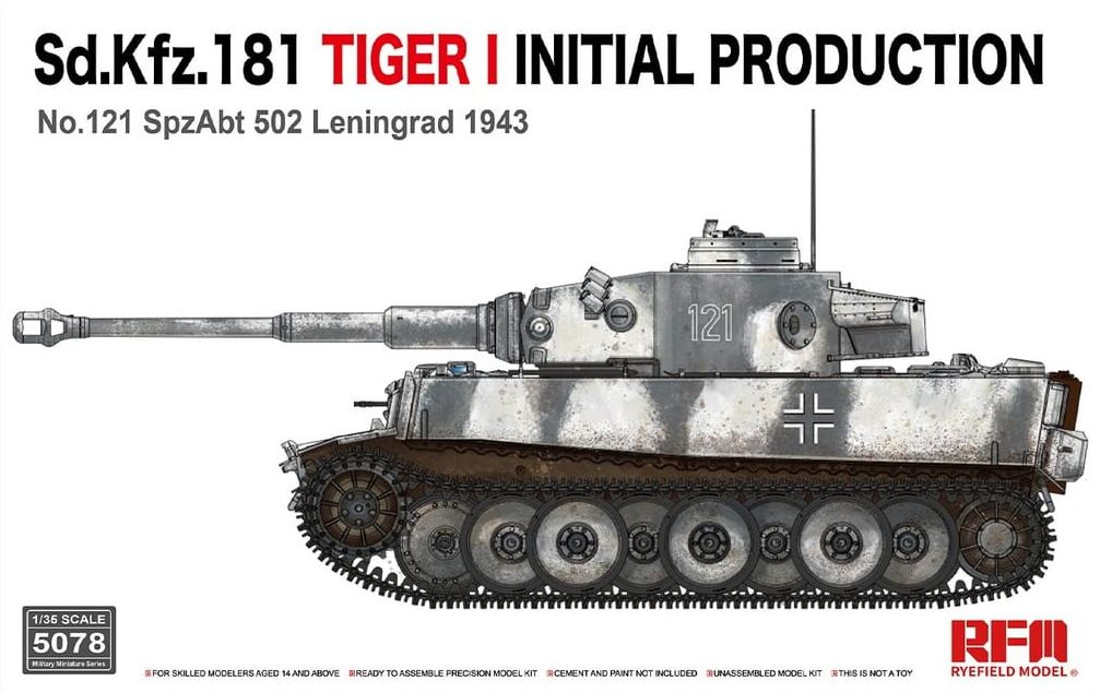 RYE FIELD MODEL Tiger I Early Production w/Full Interior & Clear Parts & Workable Track Links