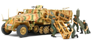 TAMIYA (1/48) Mtl.SPW. Sd.Kfz.251/1 Ausf.D "Stuka zu Fuss"