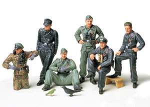 TAMIYA (1/35) Deutsche Panzerbesatzung in Ruhe
