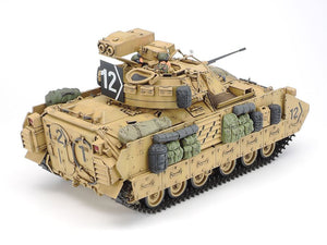 TAMIYA (1/35) M2A2 ODS/Infantry Fighting Vehicle (with 1x crew figure)