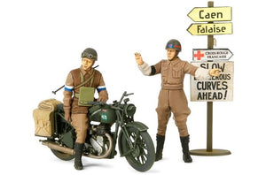 TAMIYA (1/35) British BSA M20 Motorcycle with Military Police Set