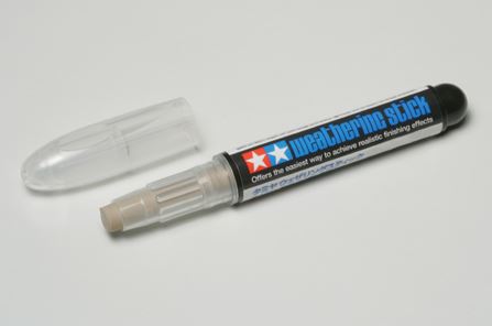 TAMIYA Weathering Stick (Light Earth) - Tierra Clara