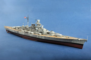 TRUMPETER (1/350) German Tirpitz Battleship