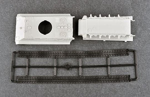 TRUMPETER (1/72) German E-75 Flakpanzer