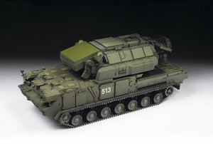 ZVEZDA (1/35) Sistema missilistico antiaereo russo TOR M2 SA-15 "Gauntlet"