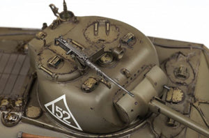 ZVEZDA (1/35) Medium Tank M4A2 Sherman 75mm