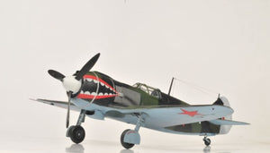 ZVEZDA (1/48) Combattente sovietico Lavochkin La-5